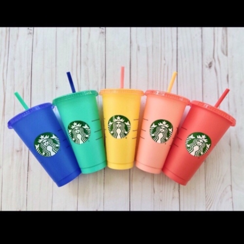 Starbucks Color Changing Red Cup - Picture 3 of 4